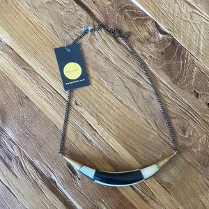 BELJOY white/black/gold horn necklace